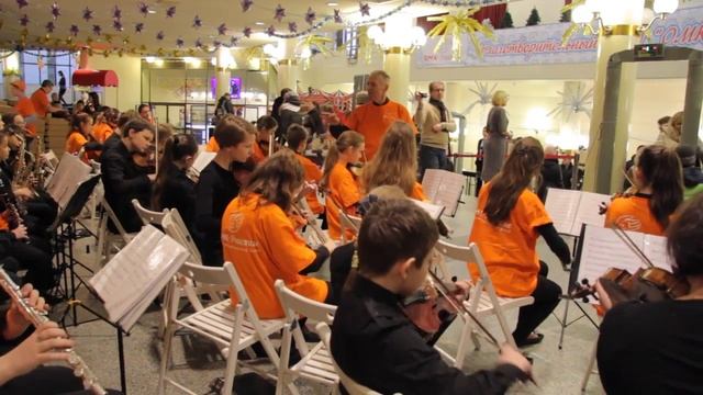 Эстрадно-симфонический оркестр "Светофор" под руководством Владимира Афанасьевича Шикина смотреть онлайн