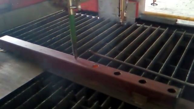 CNC Cutting Holes in a Square Hollow Section смотреть онлайн