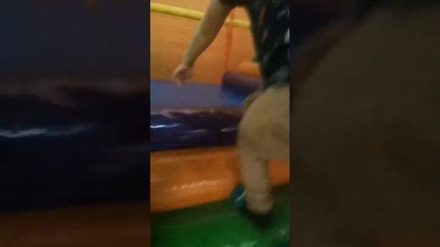 JUMP БАТУТНЫЙ ЦЕНТР КОЛПИНО