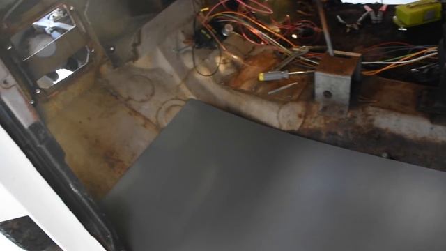 Cheapest Jeep in America Build Part 2 - Floor Pans and Being Unsafe смотреть онлайн