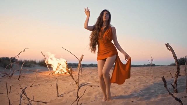 СОЛАНЖ - ВЕРЯТ НЕБЕСА (official mood video) #соланж #премьера #верятнебеса
