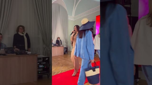 Благотворительный модный показ❤️ #соланж #живойзвук