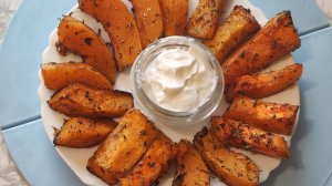 СУПЕР КУХНЯ! Тыкву не жарю. Вкусная,  запеченная, с травами  в духовке. Простой видео рецепт.