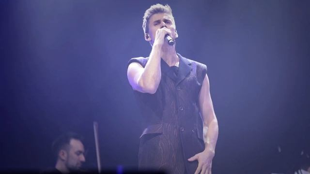 Концерт закончился,а народ не отпускает "Китмэ, сандугач" в исполнении Ришата Тухватуллина Казань смотреть онлайн