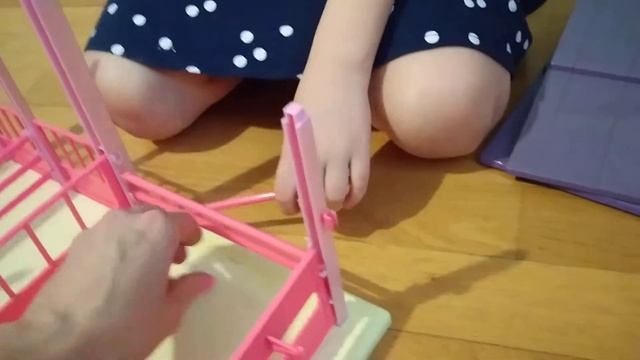 Игрушечная Конюшня. Сборка