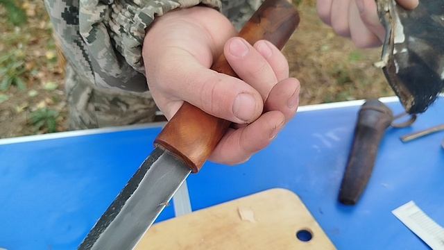 Мощный якутский нож