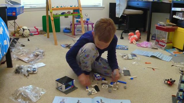 LEGO POLICE 60141 смотреть онлайн