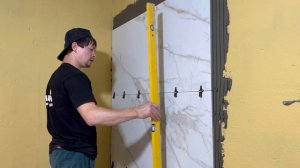 Укладка плитки на стену в ванной. TLS-Profi