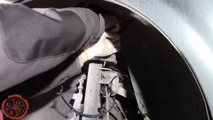 Land Rover Freelander  front   ABS sensor problem   repair（ 路虎神行者09款左前ABS传感器修复）