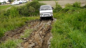 WOOLF ISUZU MIDI 4X4