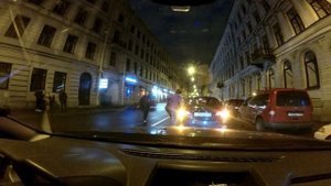 Таксист на Альмере не взял пассажира из за разводки моста