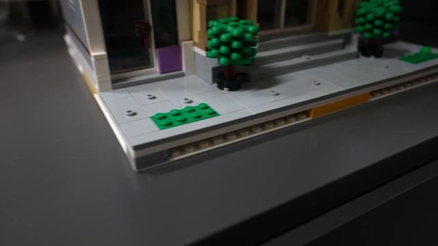 EASY FIX: Fit old Modulars to New LEGO Road Plates! смотреть онлайн