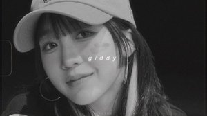 kep1er - giddy (sped up + reverb)