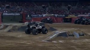 Monster Jam - ЛУЧШИЕ фристайлы Black Pearl 2022 года!