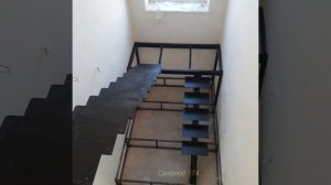 Лестница на центральном косоуре