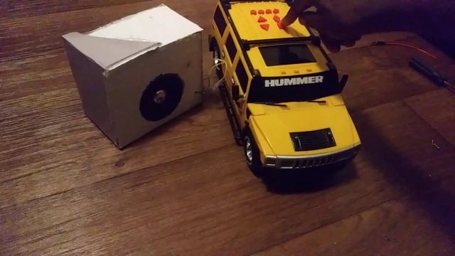 Road Rippers It Comes-Back HUMMER H2 (SPEAKER MOD)