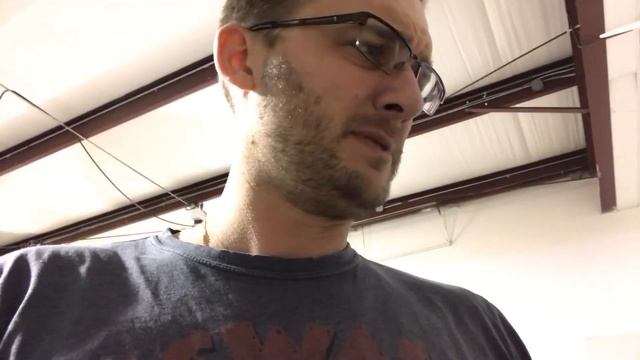 Late Night Jag Repairs Go Wrong! смотреть онлайн