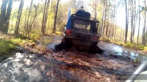По грязи на крыше вездехода Tinger Track 2