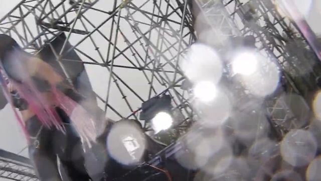 Мэйби Бэйби "Nya-Nya-Nya" под дождем в СПб смотреть онлайн