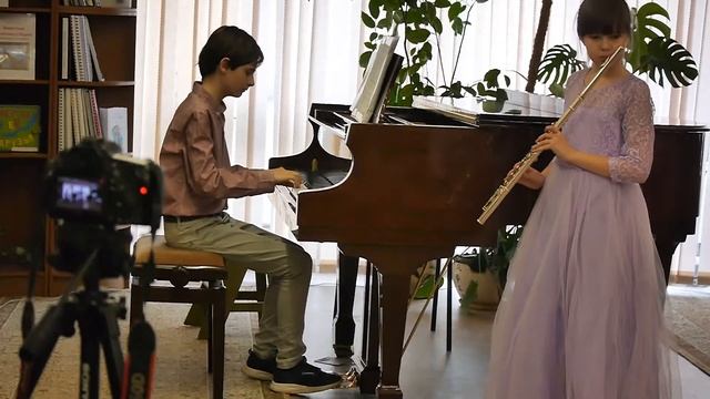 Песня о далекой родине М.Таривердиев смотреть онлайн