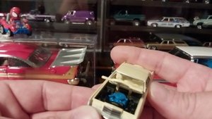 Unboxing Auto World 1979 Lincoln Continental Mark V versions A & B