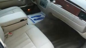 2004 Lincoln Town Car Signature ONLY 41,000 MILES 1 OWNER WE FINANCE (Naperville, Illinois)