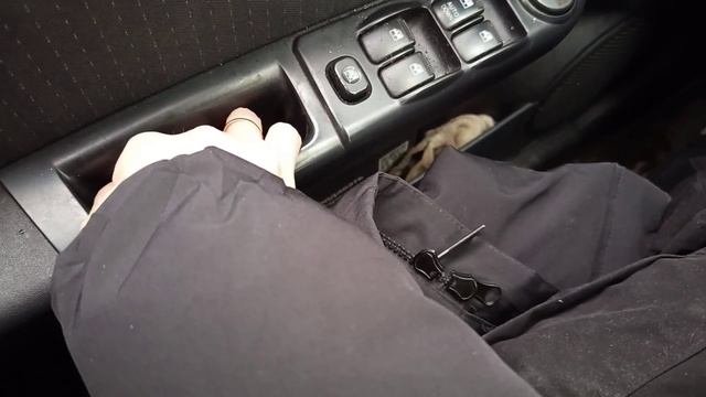 hyundai getz как снять панель с кнопками стеклоподъёмника