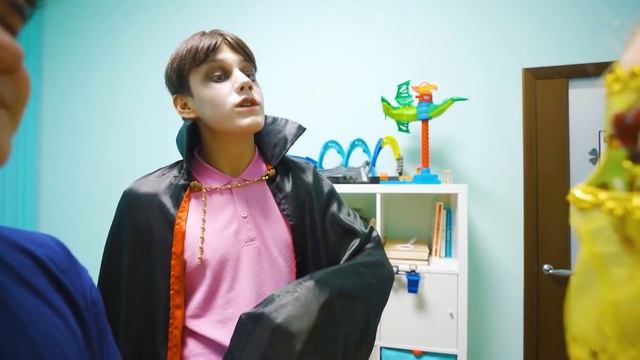 24 Часа в ПСИХУШКЕ ! КАК ПОМОЧЬ ДРУГУ СБЕЖАТЬ? смотреть онлайн