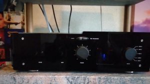 Dynavox X7000 con indicazione assorbimento WATT