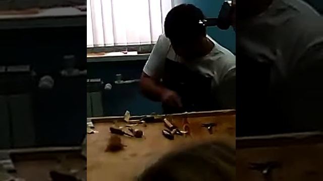 Как вытачивают деревянные игрушки смотреть онлайн