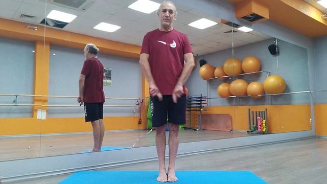 первый урок, первые пять упражнений на осанку (тадасана-поза горы)