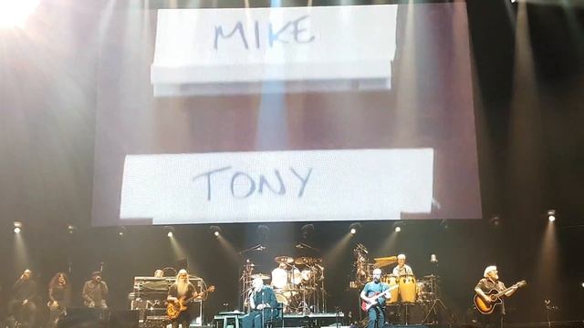 Phil Collins - Genesis - Follow You, Follow Me - Not Dead Yet LIVE Tour 2017