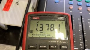 Allen&Heath D-Live измеряем уровень сигнала на выходе