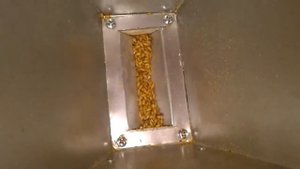 Мельница двухвальцовая для солода(работа)