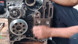 How to Install 4HF1 Oil pump Slip RING..