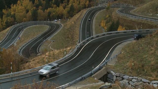 Land Rover Freelander 2011 смотреть онлайн