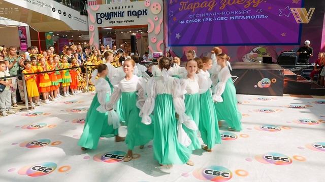 Стилизация народного танца ПЛАТОЧКИ.Танцевальный фестиваль-конкурс ПАРАД ЗВËЗД.Детская хореография.