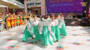 Стилизация народного танца ПЛАТОЧКИ.Танцевальный фестиваль-конкурс ПАРАД ЗВËЗД.Детская хореография.