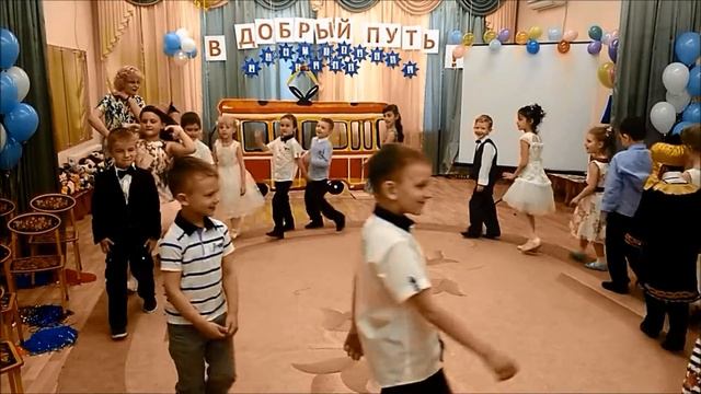 часть  6 МОЙ ВЫПУСКНОЙ В ДЕТСКОМ САДИКЕ  Princessa Milana канал Принцесса Милана ЮТУБ ВИДЕО ДЕТСКИ