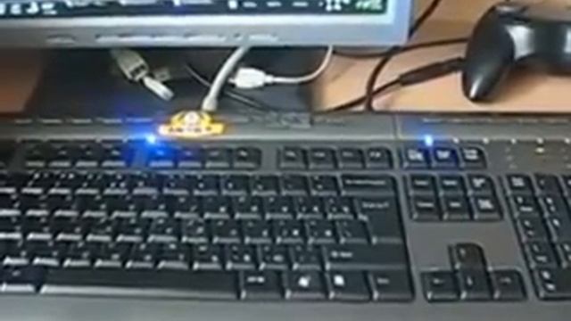 Светомузыка.На Клавиотуре смотреть онлайн