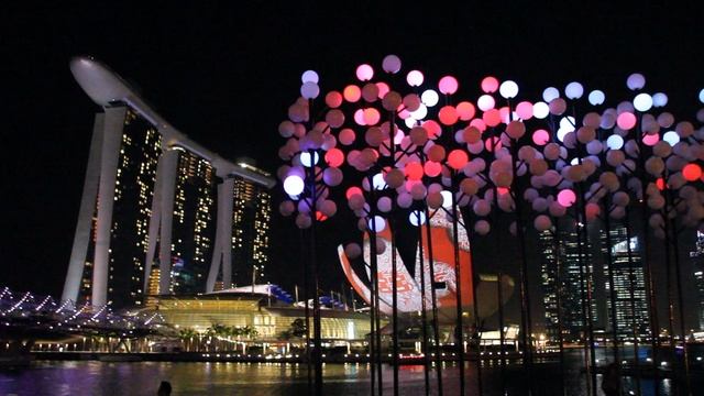 Прогулка по ночному Сингапуру.