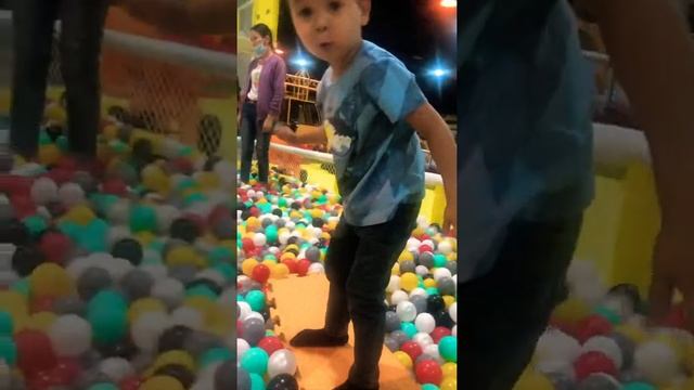 #дети дети #baby #игры #детскаяплощадка #игроваяплощадка #доченька #