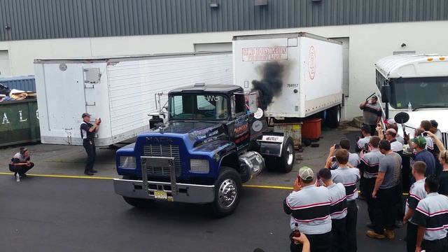 Lincoln tech race truck burnout смотреть онлайн