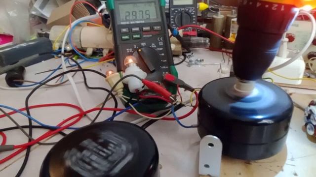 Тесла с электрогенератором на борту (дополнение) смотреть онлайн