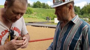 Этот факт только добавляет стоимость этих камней дед Володька