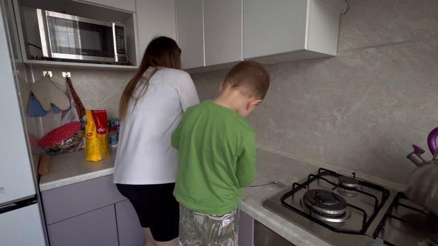 ВЛОГ: Семейные будни, готовим вместе с детьми пельмени! Здесь интересно!