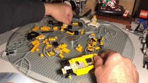 LEGO CREATOR 40650 Land Rover Classic Defender Build Review