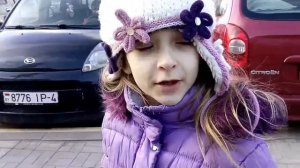 Мы гуляем с реборном по городу и покупаемых ей вещи