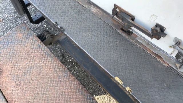 Lewis Motor Company - 2015 Isuzu NPR 14’ Box Truck Diesel Lift Gate Delivery Van for sale on eBay! смотреть онлайн