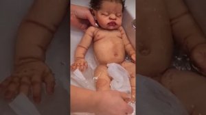 Как вымыть и искупать силиконового малыша Реборн!